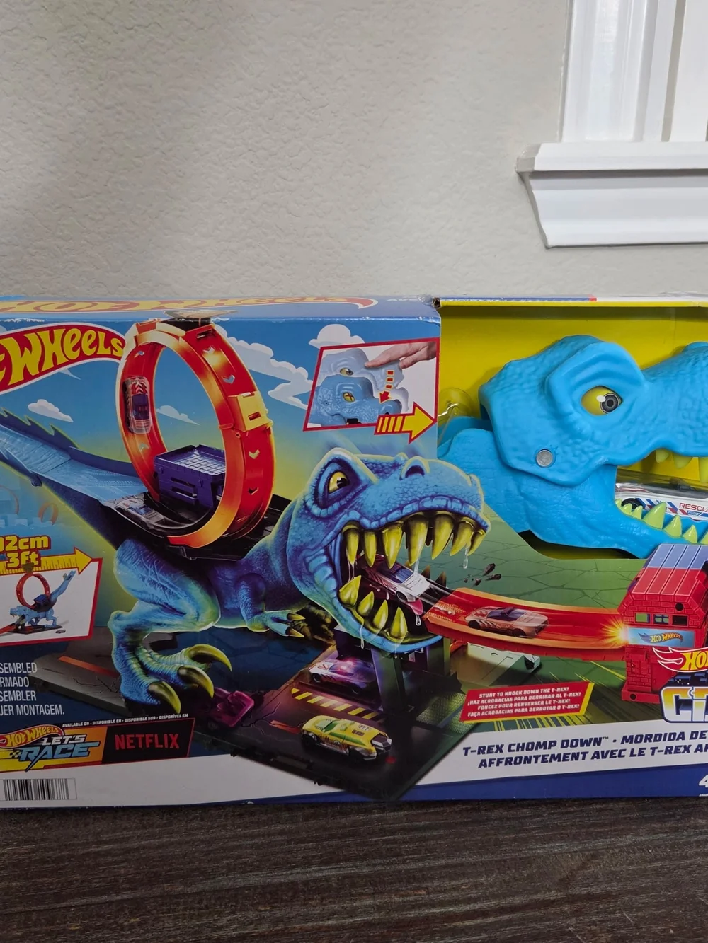Hot Wheels T-Rex Chomp Down Playset - Bright Blue T-Rex